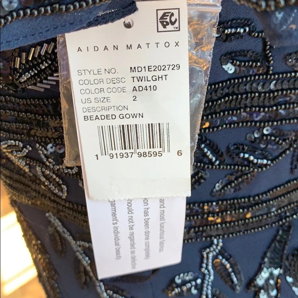 NWT Aidan Mattox long beaded navy blue evening gown Size 2 (MSRP $495) - Picture 3 of 5